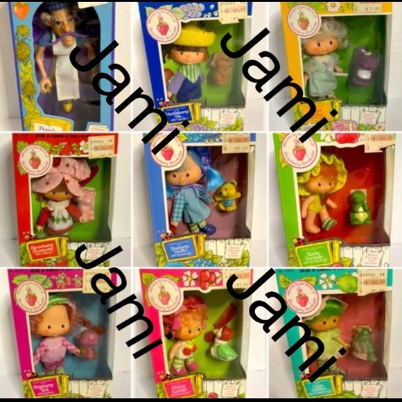 18 NIB STRAWBERRY SHORTCAKE DOLLS VINTAGE BERRYKIN - Picture 7 of 16